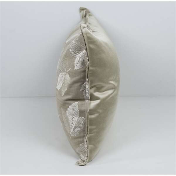 Federa cuscino design foglie ricamate beige